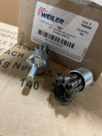 Weiler 10025 3/4in.  Knot Style Wire End Brush (pack of 10) - New Surplus