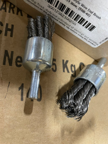 Weiler 10025 3/4in.  Knot Style Wire End Brush (pack of 10) - New Surplus